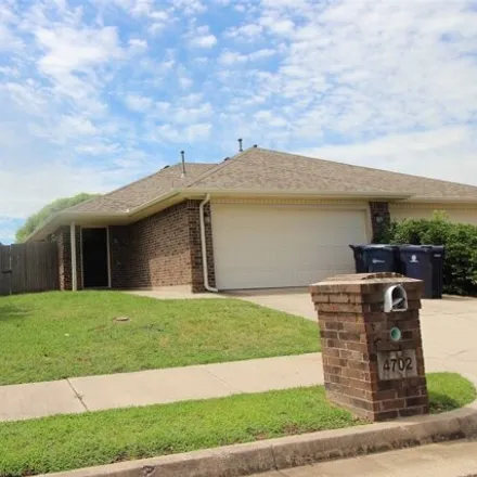 Rent this 3 bed house on Southeast 77th Street in Oklahoma City, OK 73135