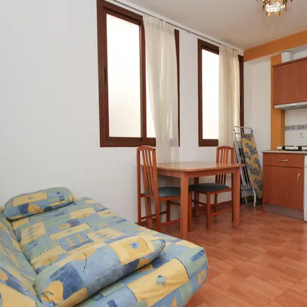 Rent this 2 bed apartment on La Sitarilla in Calle San Miguel Alta, 18002 Granada