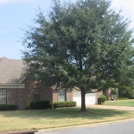Rent this 4 bed house on 793 Sunshine Cove in Memphis, TN 38018