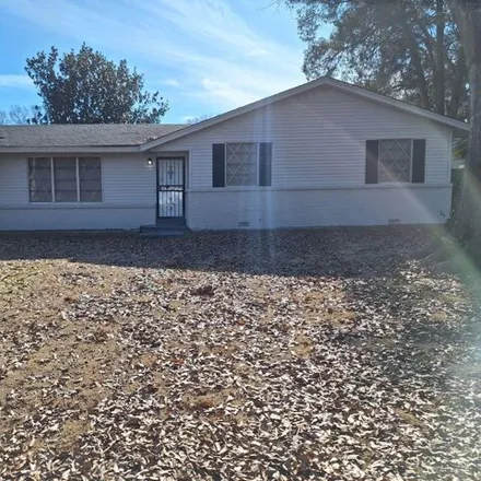 Buy this 3 bed house on 4839 Bridgedale Avenue in Memphis, TN 38118