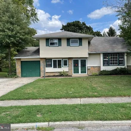 Rent this 5 bed house on 10 Fairmount Drive in Glassboro, NJ 08028