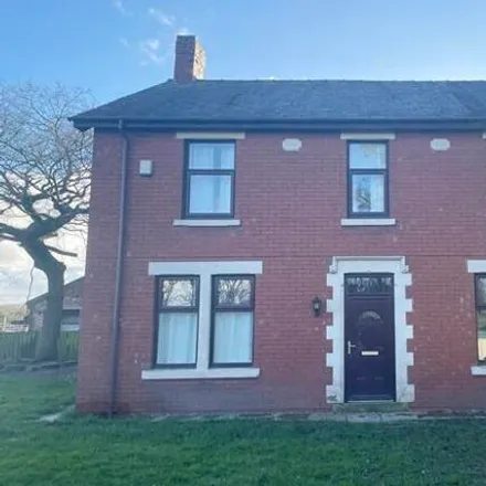Buy this 3 bed house on Kirkham Road in Freckleton, PR4 1HY