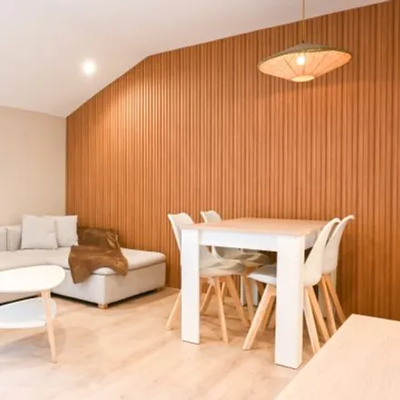 Rent this 4 bed apartment on Madrid in Calle del Mesón de Paredes, 61