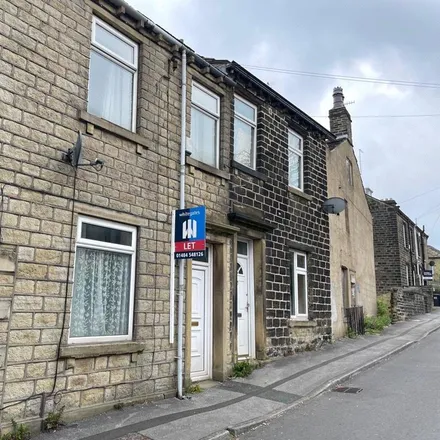 Rent this 1 bed townhouse on Primrose Hill Road in Huddersfield, HD4 6AJ