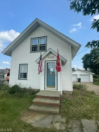 Buy this 2 bed house on 1256 Manchester Avenue Northwest in Sippo, Massillon