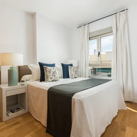 Rent this 2 bed apartment on Centro Salud Mental Ponzano in Calle Robledillo, 28003 Madrid