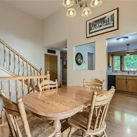 Image 2 - 14211 Upper 54th Street North, Oak Park Heights, Washington County, MN 55082, USA - House for sale