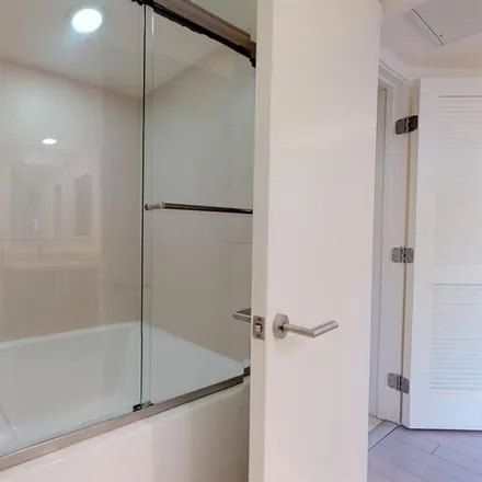 Image 3 - 1550 Federal Avenue, Los Angeles, CA 90025, USA - Room for rent