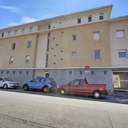 Rent this 3 bed apartment on Boulevard Roger Lazard in 13140 Miramas, France