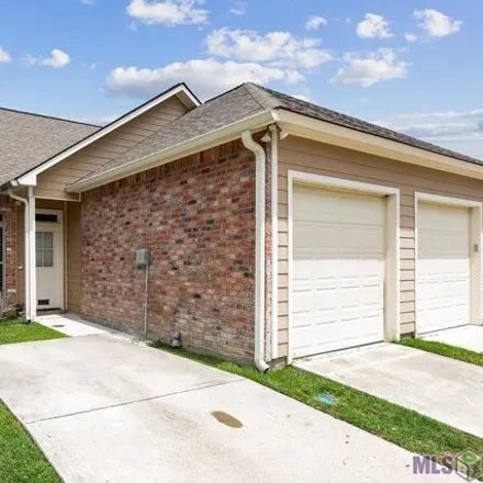 Buy this 2 bed townhouse on Strohmberg Drive in East Baton Rouge Parish, LA 70816