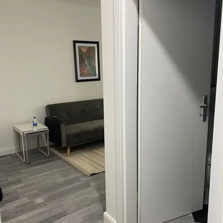 Rent this 2 bed apartment on Nürnberger Straße 5 in 10777 Berlin, Germany