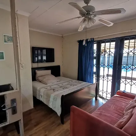 Rent this 4 bed apartment on Citrene Avenue in Waldrif, Emfuleni Local Municipality