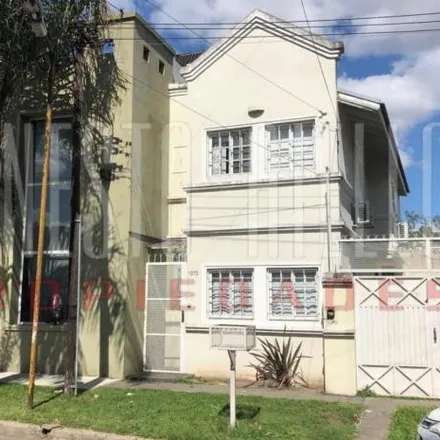 Buy this 3 bed house on Azcuénaga 2400 in Quilmes Este, B1879 BTQ Quilmes