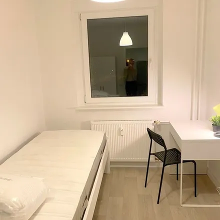 Image 4 - Rennebogen 36, 39130 Magdeburg, Germany - Apartment for rent