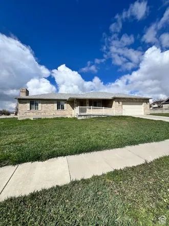 Buy this 5 bed house on 11584 Thoroughbred Drive in Clover Ridge, South Jordan