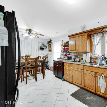 Image 7 - 10301 Lyndale Avenue, Leyden Township, IL 60164, USA - House for sale