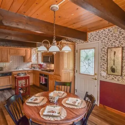 Image 3 - 19345 Superior Drive, Lakewood Park, Tuolumne County, CA 95383, USA - House for sale