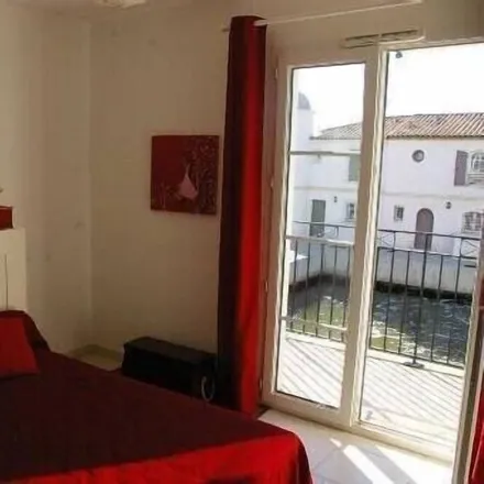 Rent this 2 bed house on 30220 Aigues-Mortes