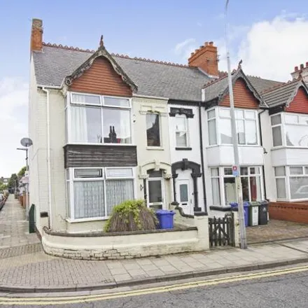 Buy this 3 bed townhouse on Kew Road in Cleethorpes, DN35 8DD