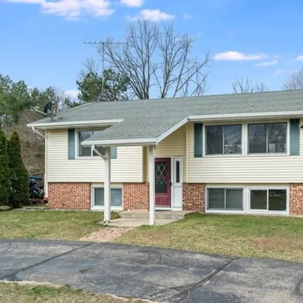 Buy this 3 bed house on 56630 Western Avenue in Mattawan, Antwerp Township
