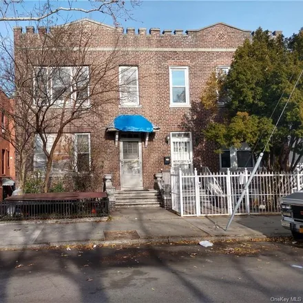 Buy this 5 bed townhouse on 1853 Watson Avenue in New York, NY 10472
