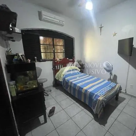 Buy this 3 bed house on Rua Doutor Luiz Junqueira in Planalto Verde, Ribeirão Preto - SP