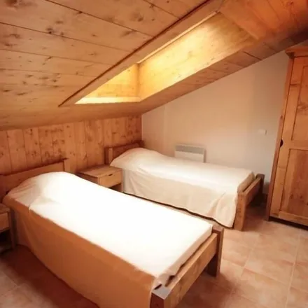 Rent this 4 bed apartment on 73270 Villard-sur-Doron