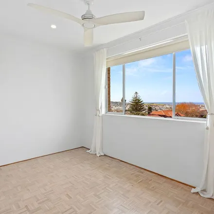 Image 3 - 4 Castlefield Street, Bondi NSW 2026, Australia - Apartment for rent