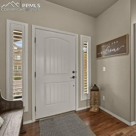 Image 4 - 6803 Mustang Rim Drive, Colorado Springs, CO 80923, USA - House for sale