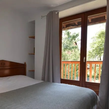 Rent this 5 bed house on 38114 Vaujany