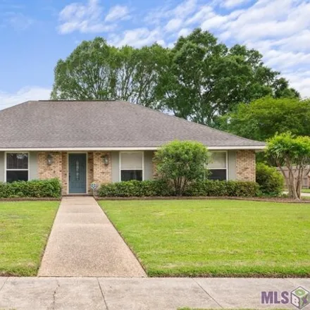 Buy this 3 bed house on 11844 Parkridge Ave in Baton Rouge, Louisiana