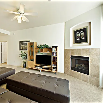 Image 2 - 19550 North Grayhawk Drive, Scottsdale, AZ 85255, USA - Apartment for rent