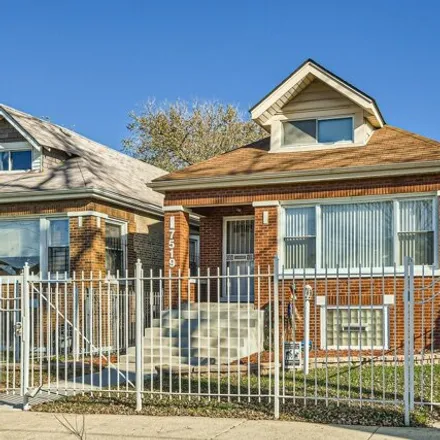 Buy this 3 bed house on 7519 South Carpenter Street in Chicago, IL 60620