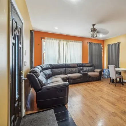 Image 3 - 353 Sip Ave Unit 1, Jersey City, New Jersey, 07306 - House for rent