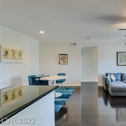 Image 3 - Sunridge Heights Parkway, Henderson, NV 89052, USA - Condo for sale