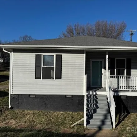 Rent this 2 bed house on 207 Brook St in Belmont, North Carolina