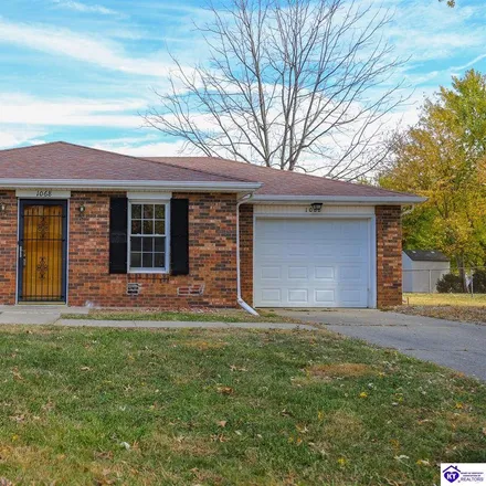 Buy this 3 bed house on 1068 South Woodland Drive in Vine Grove Junction, Radcliff