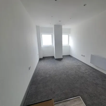 Image 6 - Consort House, Waterdale, City Centre, Doncaster, DN1 3HR, United Kingdom - Apartment for rent