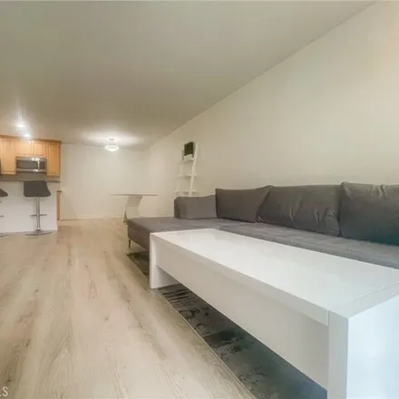 Image 7 - 8530 Holloway Dr Apt 102, West Hollywood, California, 90069 - Condo for sale