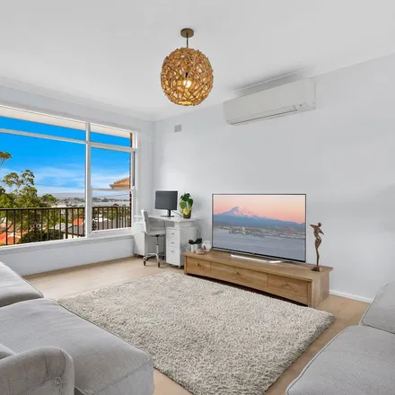 Image 3 - Donaldson Street, Port Kembla NSW 2505, Australia - Apartment for rent
