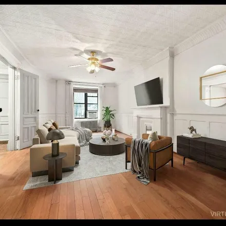 Image 2 - 32 East 126th Street, New York, NY 10035, USA - Apartment for rent