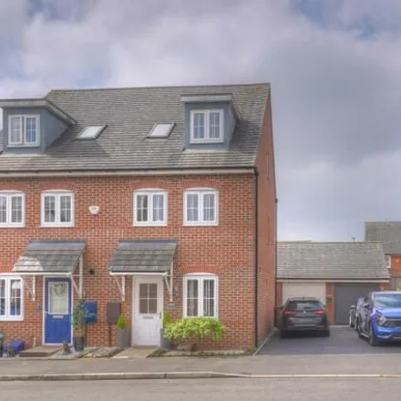 Buy this 4 bed townhouse on Sunderland Close in Castle Gresley, DE11 9GW