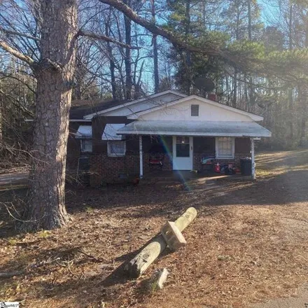 Buy this 2 bed house on 397 Blakelyville Road in Laurens County, SC 29325