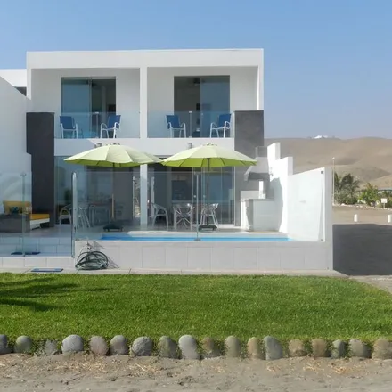 Buy this 4 bed house on unnamed road in Cerro Azul, Peru