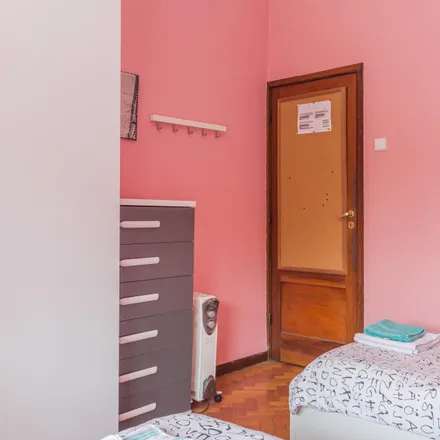 Image 4 - Fonte do Outeiro, Rua Professor Mendes Correia, 4200-096 Porto, Portugal - Room for rent