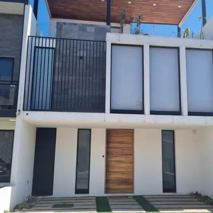 Rent this 3 bed house on Aqua in 42082 Pachuca, HID