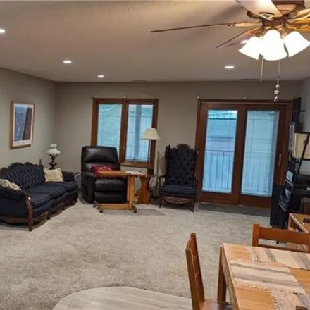 Buy this 2 bed condo on I 35 in Ankeny, IA 50021
