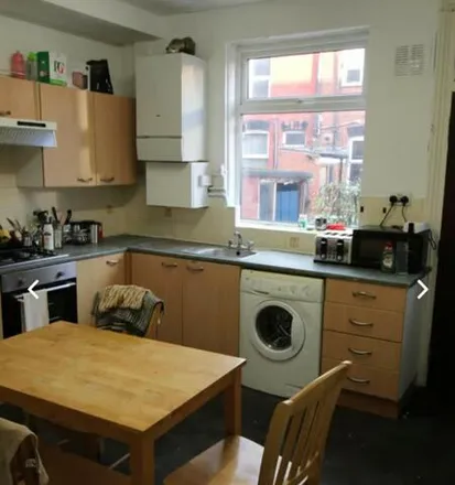 Rent this 4 bed townhouse on Back Welton Place in Leeds, LS6 1ES
