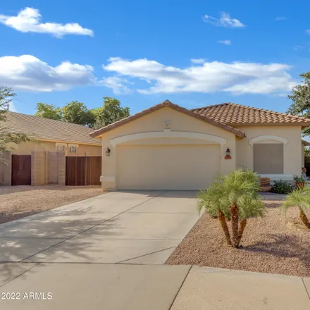 Image 2 - 4865 East Bellerive Drive, Chandler, AZ 85249, USA - House for sale