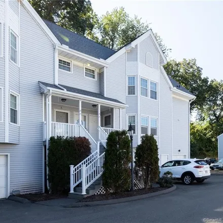 Buy this 1 bed condo on 21 Woodhill Road in Naugatuck Gardens, Milford